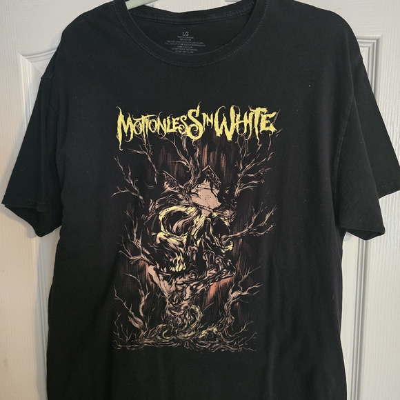 Other - Motionless In White Band T-Shirt